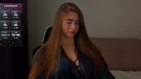 Snapshot of evapuff chatting on 02/14/26, 08:11 evapuff online show from 02/14/26, 08:11