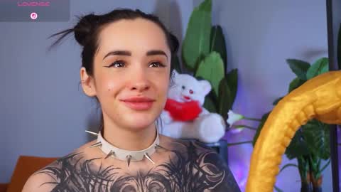 Eva online show from 02/05/26, 02:16