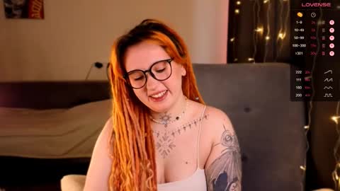 Moon online show from 11/28/25, 09:34