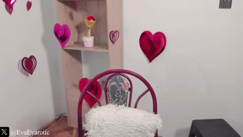 Snapshot of evarotic chatting on 02/15/25, 11:25 Eva online show from 02/15/25, 11:25