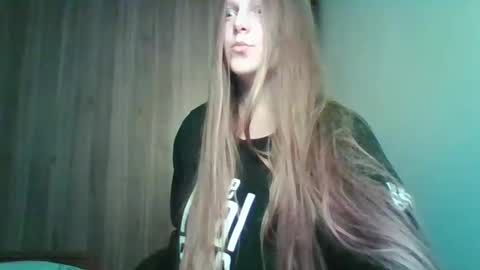 evasapples2026 online show from 02/03/26, 06:46