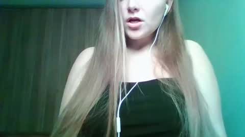 evasapples2026 online show from 02/27/26, 06:52