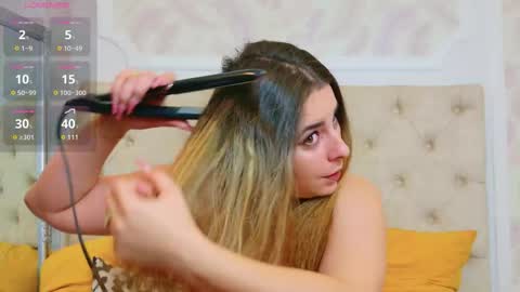 evasinclairr online show from 11/14/25, 07:07