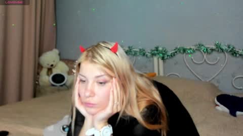 Eva online show from 12/14/24, 03:18