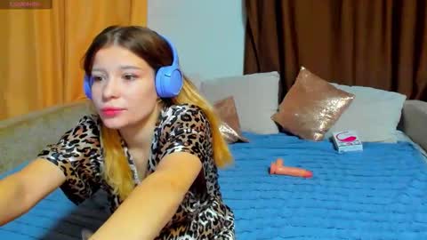 Eva online show from 11/27/25, 02:02