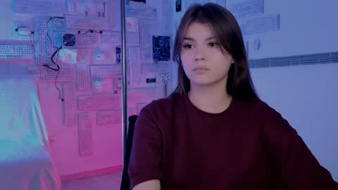 Snapshot of evathopson chatting on 11/18/25, 12:09 Eva next stream - - 1600 UTC2000 online show from 11/18/25, 12:09