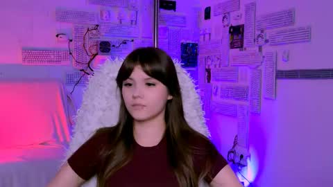 Snapshot of evathopson chatting on 04/20/26, 08:17 Eva next stream - - 1600 UTC2000 online show from 04/20/26, 08:17