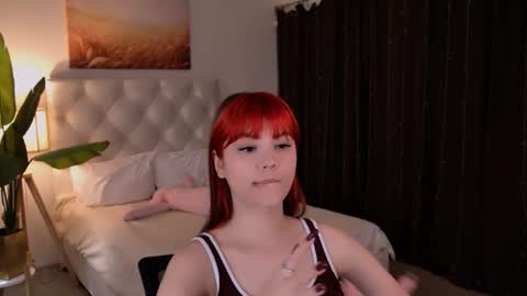 Snapshot of evathopson chatting on 07/04/26, 09:37 Eva next stream - - 1600 UTC2000 online show from 07/04/26, 09:37