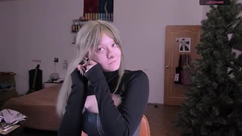 Snapshot of evathority chatting on 02/23/26, 03:42 online show from 02/23/26, 03:42