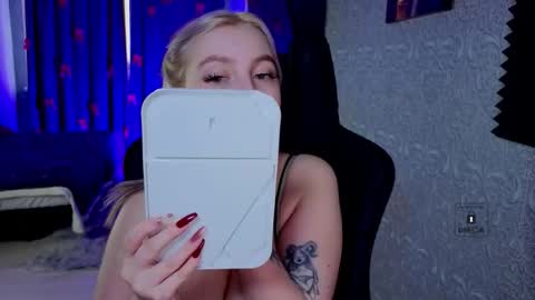 Snapshot of evavibe chatting on 03/10/26, 06:07 evavibe online show from 03/10/26, 06:07