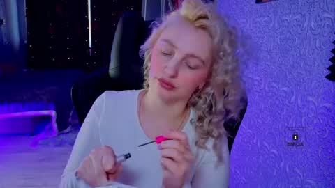 Snapshot of evavibe chatting on 04/05/26, 06:10 evavibe online show from 04/05/26, 06:10