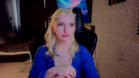 Snapshot of evavibe chatting on 05/14/26, 11:39 evavibe online show from 05/14/26, 11:39