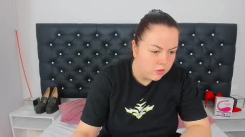 Eva online show from 12/23/24, 06:22