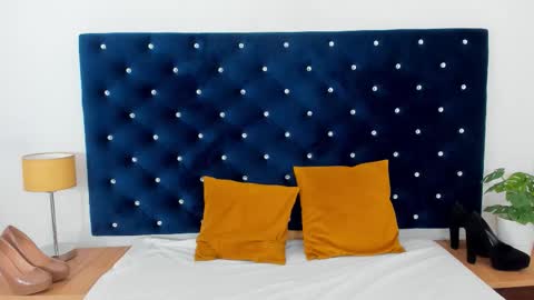 Eva online show from 10/17/25, 05:54