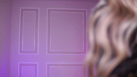 Eva online show from 10/23/25, 07:23