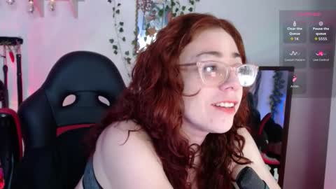 Eve Blue  friends. IG eve blue77 TW EveBlue 1 OF eveblue7 online show from 02/08/26, 12:47