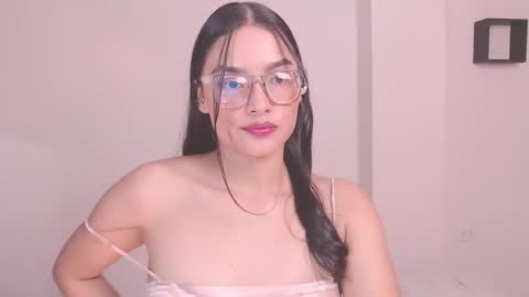 Snapshot of eve_rox18 chatting on 03/05/26, 02:18 Eve Rox18 online show from 03/05/26, 02:18