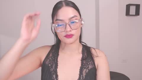 Snapshot of eve_rox18 chatting on 03/29/26, 10:32 Eve Rox18 online show from 03/29/26, 10:32