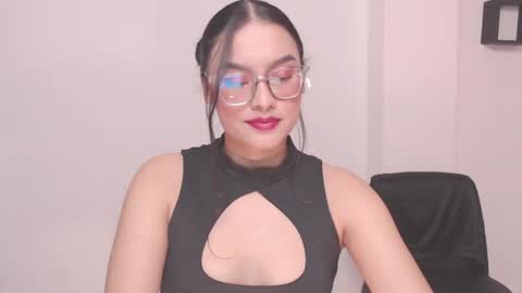 Snapshot of eve_rox18 chatting on 04/14/26, 03:45 Eve Rox18 online show from 04/14/26, 03:45