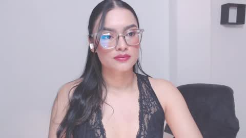 Snapshot of eve_rox18 chatting on 04/18/26, 12:03 Eve Rox18 online show from 04/18/26, 12:03