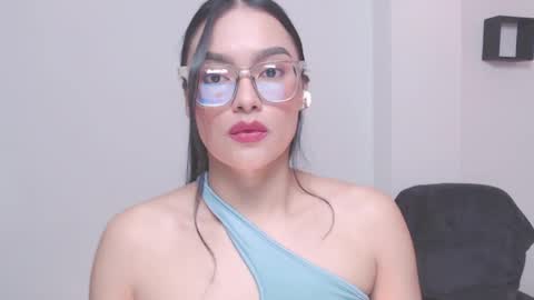 Snapshot of eve_rox18 chatting on 04/19/26, 08:11 Eve Rox18 online show from 04/19/26, 08:11