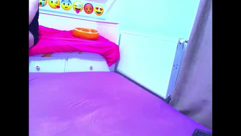 EVEANDMAX online show from 12/01/25, 08:03