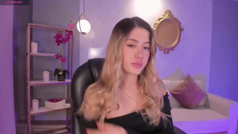 Eve  online show from 09/19/25, 06:19