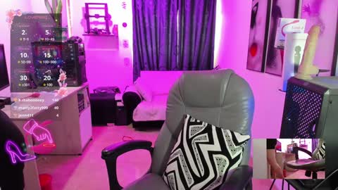 Evee online show from 01/24/25, 05:11