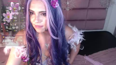 Snapshot of evee_s chatting on 11/30/25, 04:00 eve online show from 11/30/25, 04:00