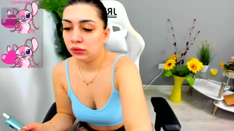 eveeevian online show from 04/09/26, 10:31