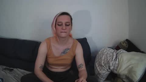 Snapshot of evelan123 chatting on 02/28/25, 08:07 Chulal online show from 02/28/25, 08:07