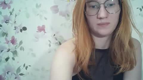 Snapshot of eveliina_shy chatting on 05/03/26, 02:34 Evelina online show from 05/03/26, 02:34