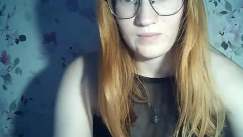 Snapshot of eveliina_shy chatting on 06/18/26, 03:49 Evelina online show from 06/18/26, 03:49