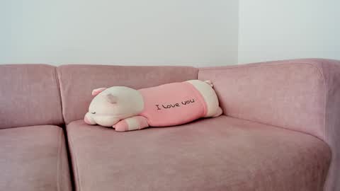 Snapshot of evelin_gh1 chatting on 01/08/25, 08:18 Evelin online show from 01/08/25, 08:18