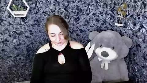 Lydia online show from 02/16/26, 02:46