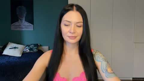 Snapshot of evelingoddess chatting on 10/10/25, 12:26 your Love online show from 10/10/25, 12:26