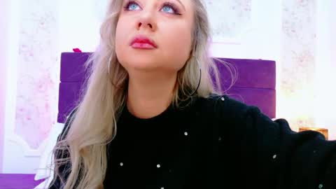 EvelinHill online show from 02/28/26, 05:08