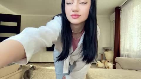 Snapshot of evelinkowski chatting on 02/18/26, 07:04 Sofia online show from 02/18/26, 07:04