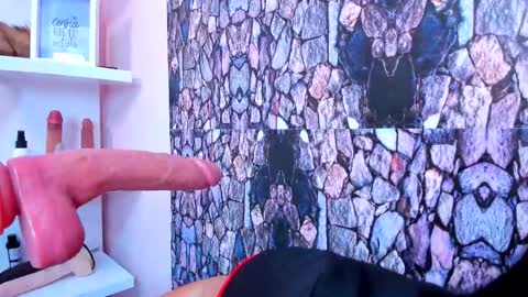 Evelinn belen online show from 11/13/25, 12:48