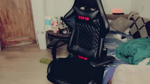 Snapshot of evelyn420521 chatting on 12/26/24, 07:16 evelyn420521 online show from 12/26/24, 07:16