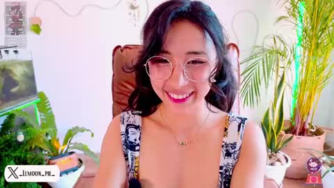 Snapshot of evelyn_chelle chatting on 04/18/26, 07:07 Im Eve or Chelle Next Stream 191224 online show from 04/18/26, 07:07