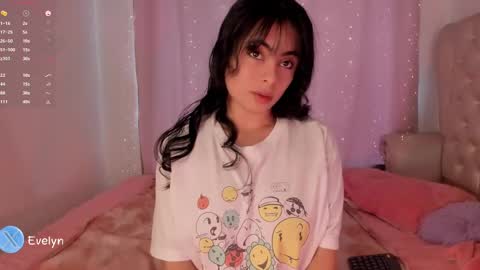 evelyn evelyn online show from 02/13/25, 03:46