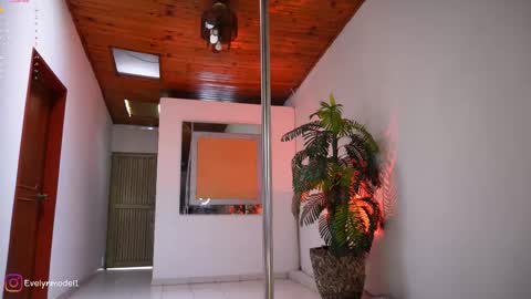 evelyn evelyn online show from 03/06/26, 05:20