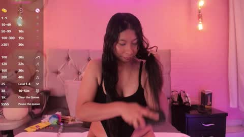   online show from 10/27/25, 02:59