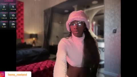 E V E L Y N  online show from 02/02/25, 12:35