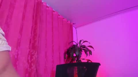 Snapshot of evelyn_sandoval chatting on 03/20/26, 02:49 Evelyn Sandoval online show from 03/20/26, 02:49