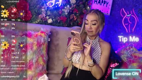 EvelynaGrey online show from 02/03/25, 06:02