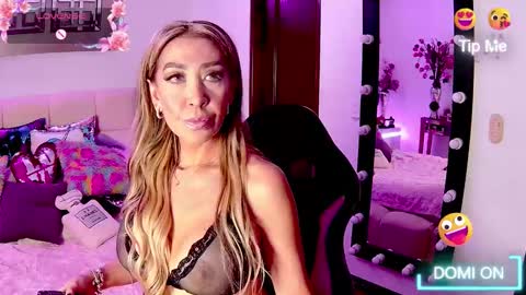 EvelynaGrey online show from 11/13/25, 05:28