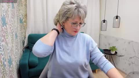 Snapshot of evelynblissful chatting on 03/02/26, 04:58 Evelyn online show from 03/02/26, 04:58