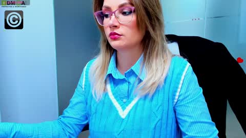 evelyne_rose online show from 01/27/25, 06:19